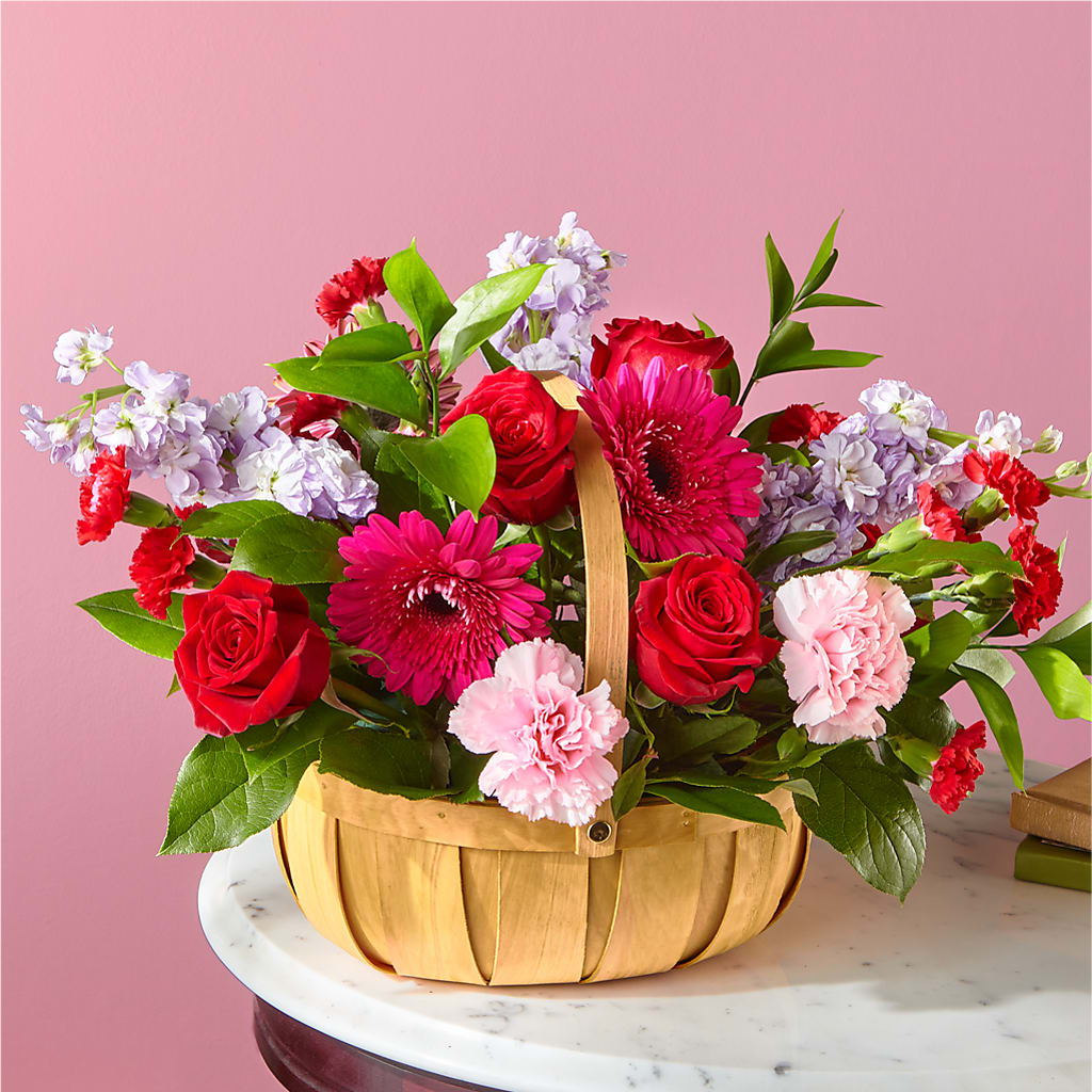 Pink Picnic Basket – All About Flowers, Bellingham WA