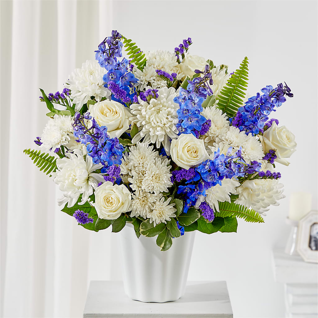 Hold Dear Tabletop Basket – All About Flowers, Bellingham WA