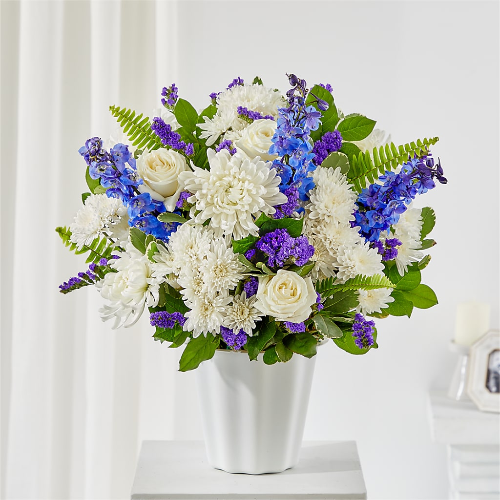 Hold Dear Tabletop Basket – All About Flowers, Bellingham WA