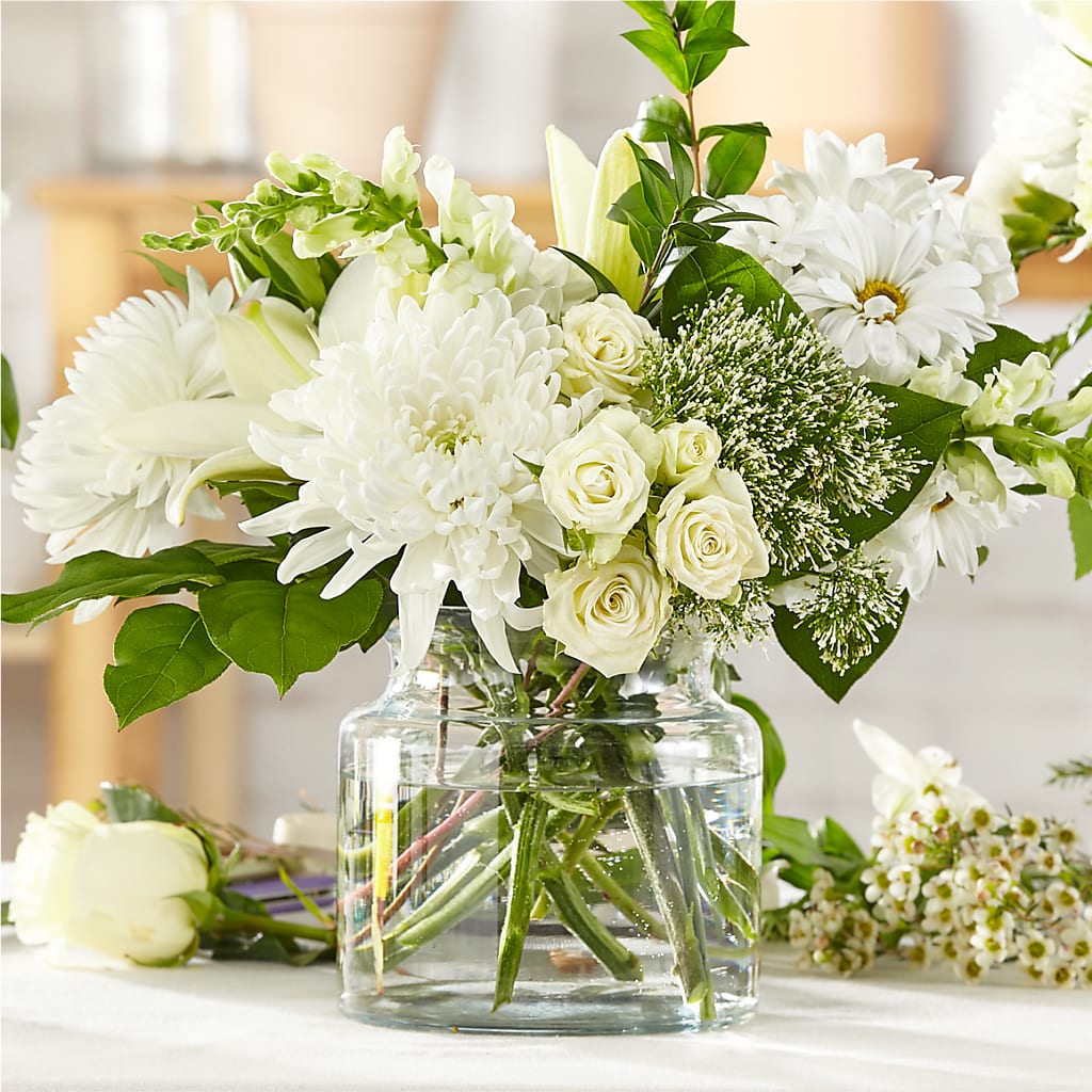 Classic Ivory – A Florist Original – All About Flowers, Bellingham WA