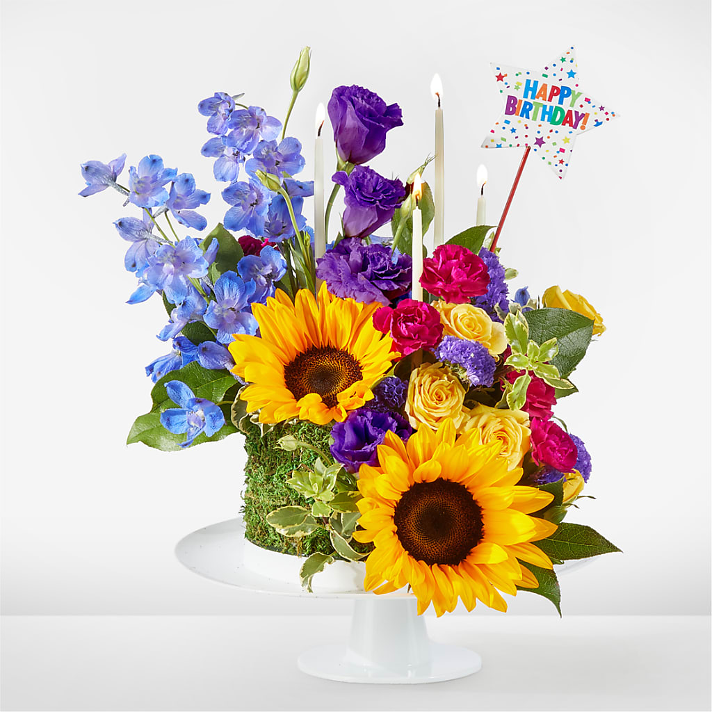 Star of the Day Floral Cake – All About Flowers, Bellingham WA