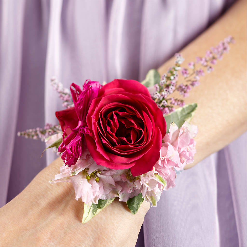 Rose Charm Corsage – All About Flowers, Bellingham WA