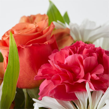 Oopsie Daisy Bouquet –  All About Flowers, Bellingham WA