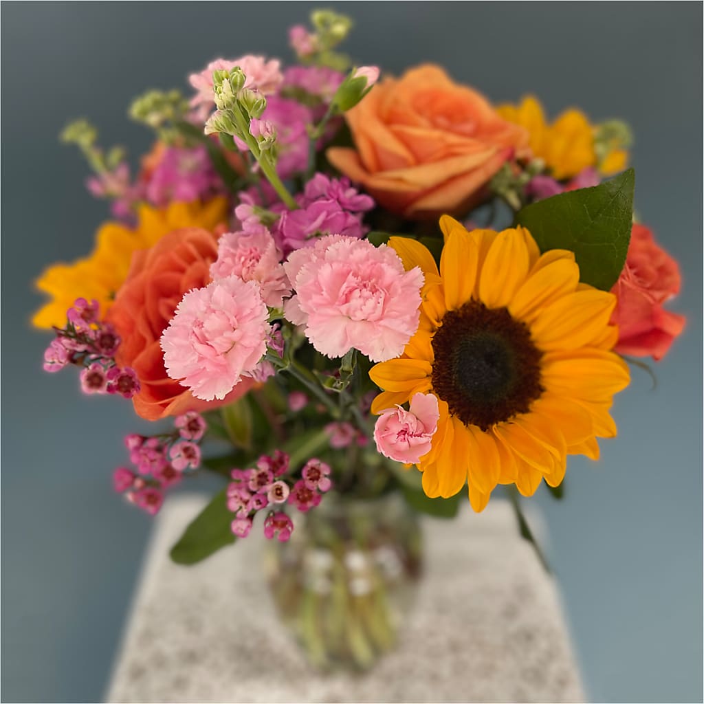 Yellow Brick Road Bouquet –  All About Flowers, Bellingham WA