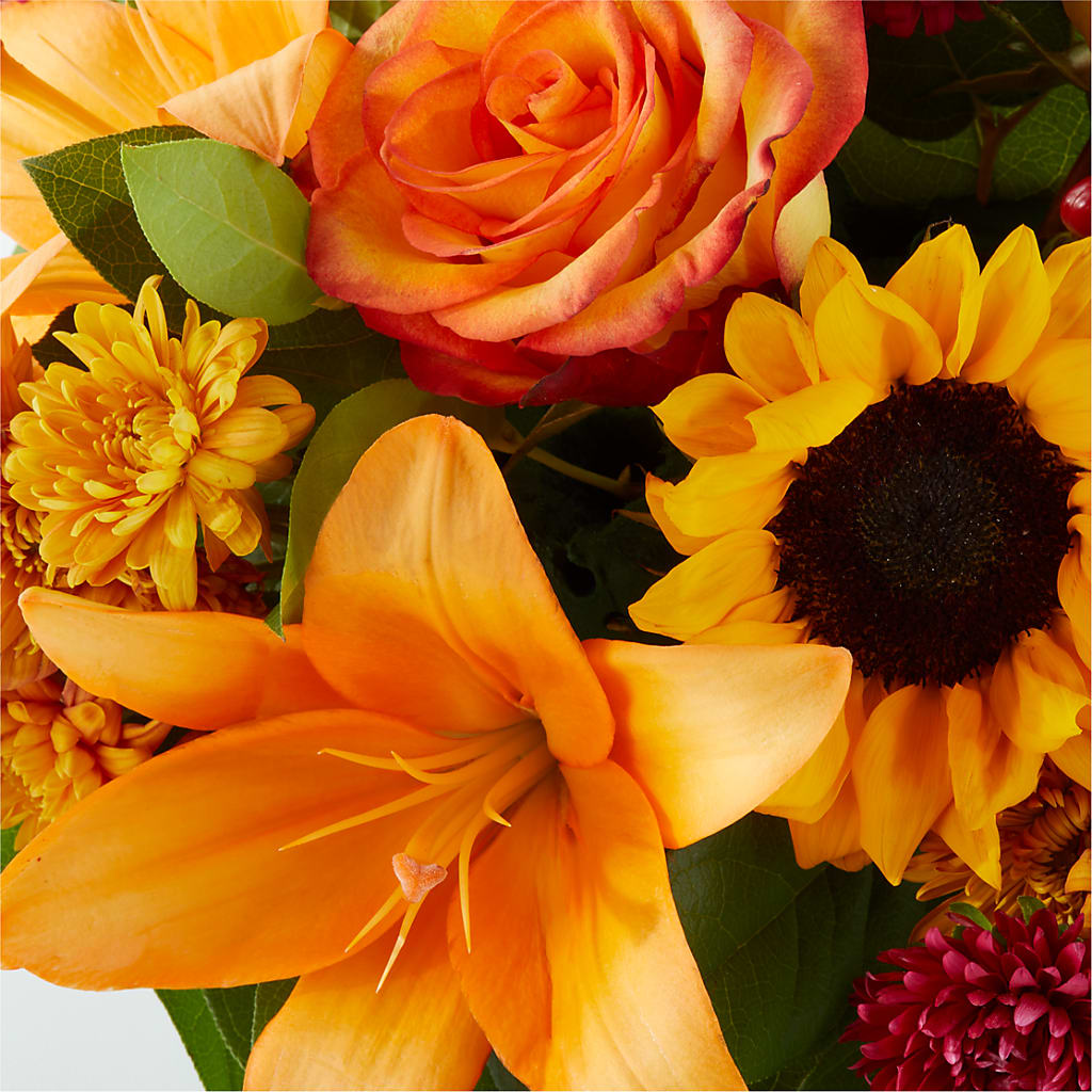 Grateful Centerpiece –  All About Flowers, Bellingham WA