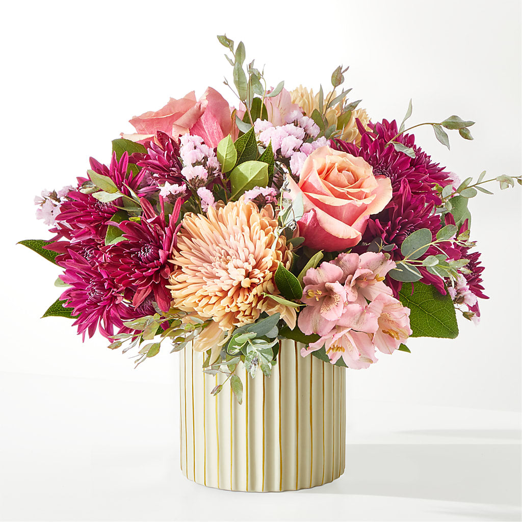 Berry Cobbler Bouquet with Ivory Vase –  All About Flowers, Bellingham WA